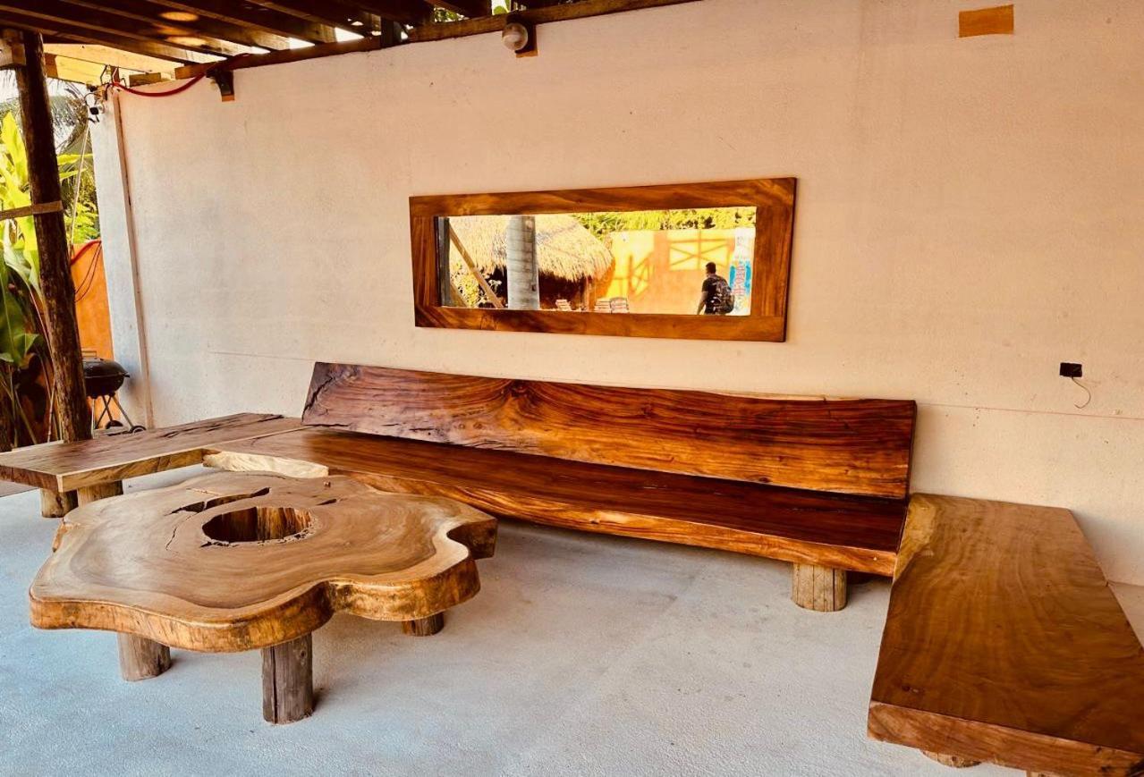 Surfnest Tamarindos Hostel Brisas de Zicatela Exterior photo